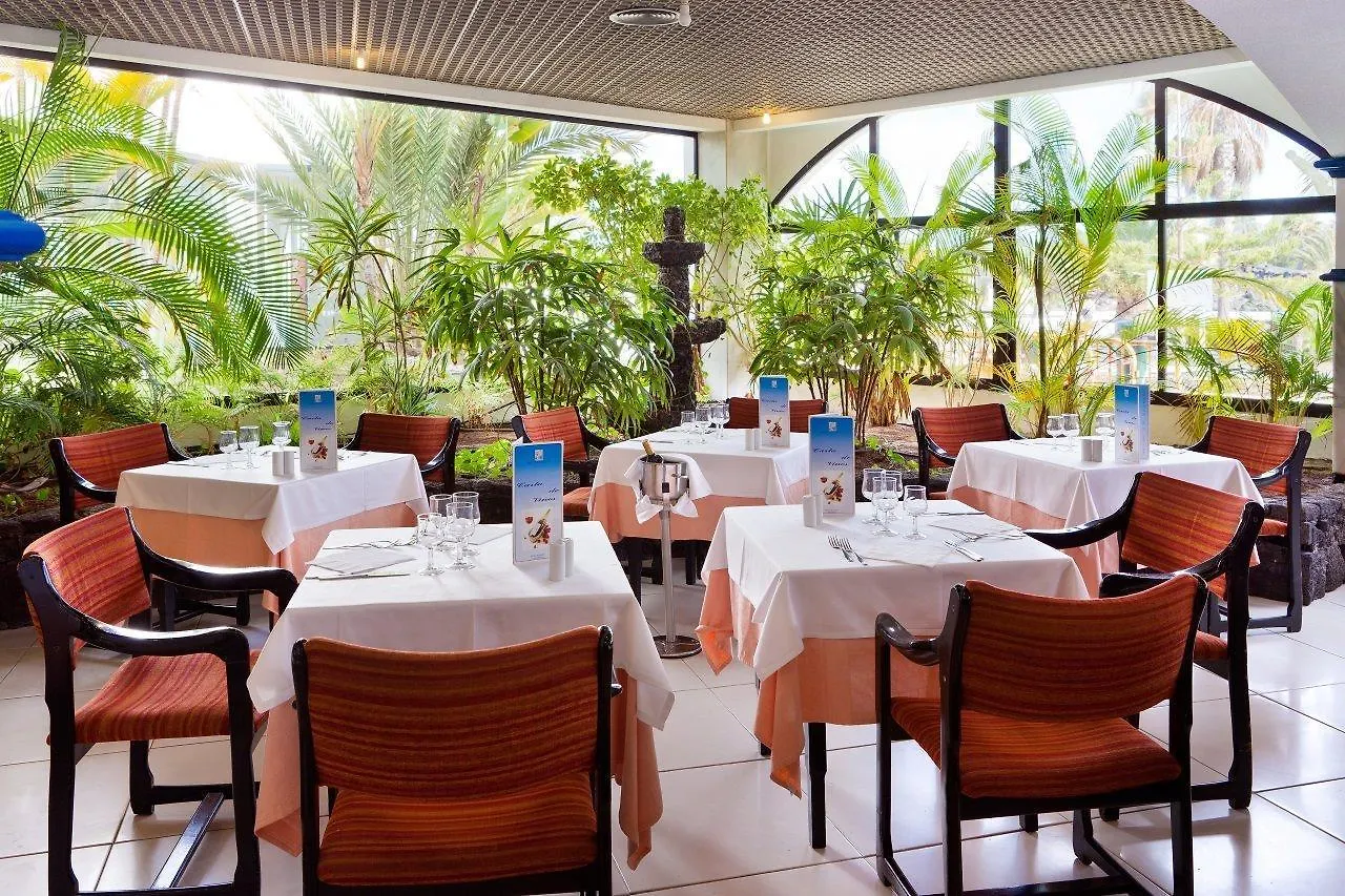 Elba Lanzarote Royal Village Resort Playa Blanca  Hotel