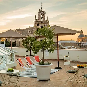 Santa Paula Pool & Luxury Siviglia